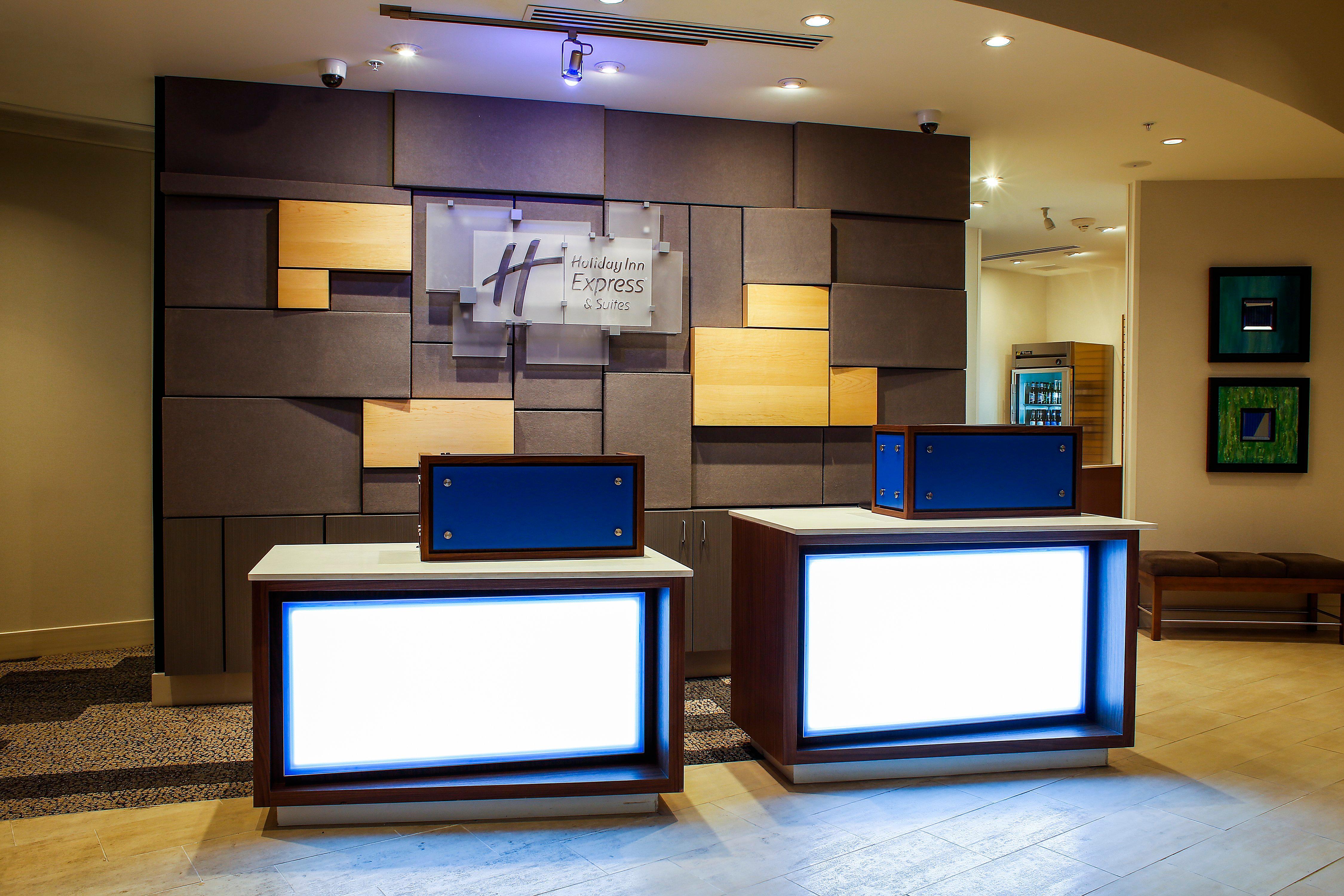 Holiday Inn Express & Suites Downtown Louisville By Ihg Esterno foto