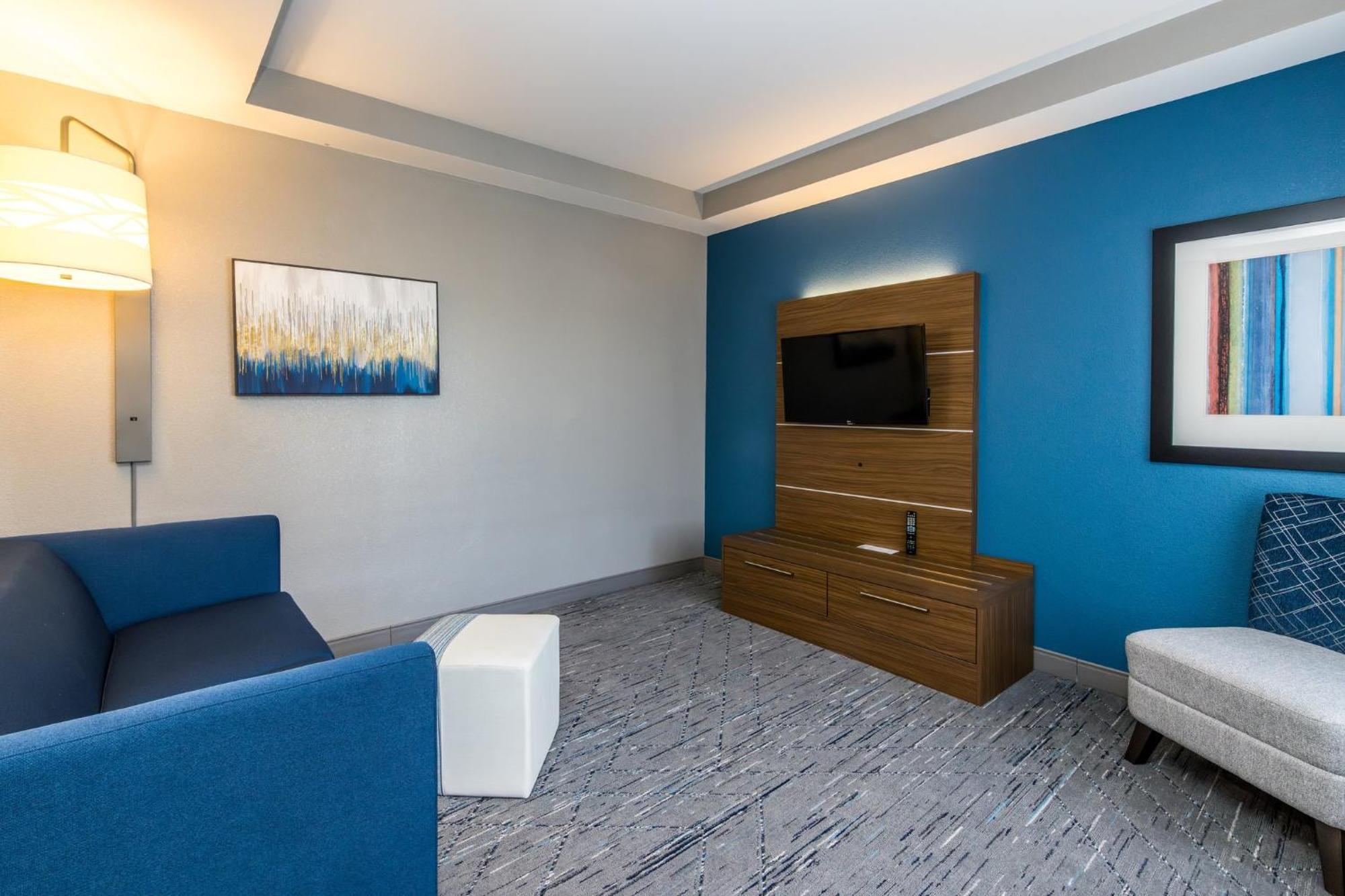 Holiday Inn Express & Suites Downtown Louisville By Ihg Esterno foto