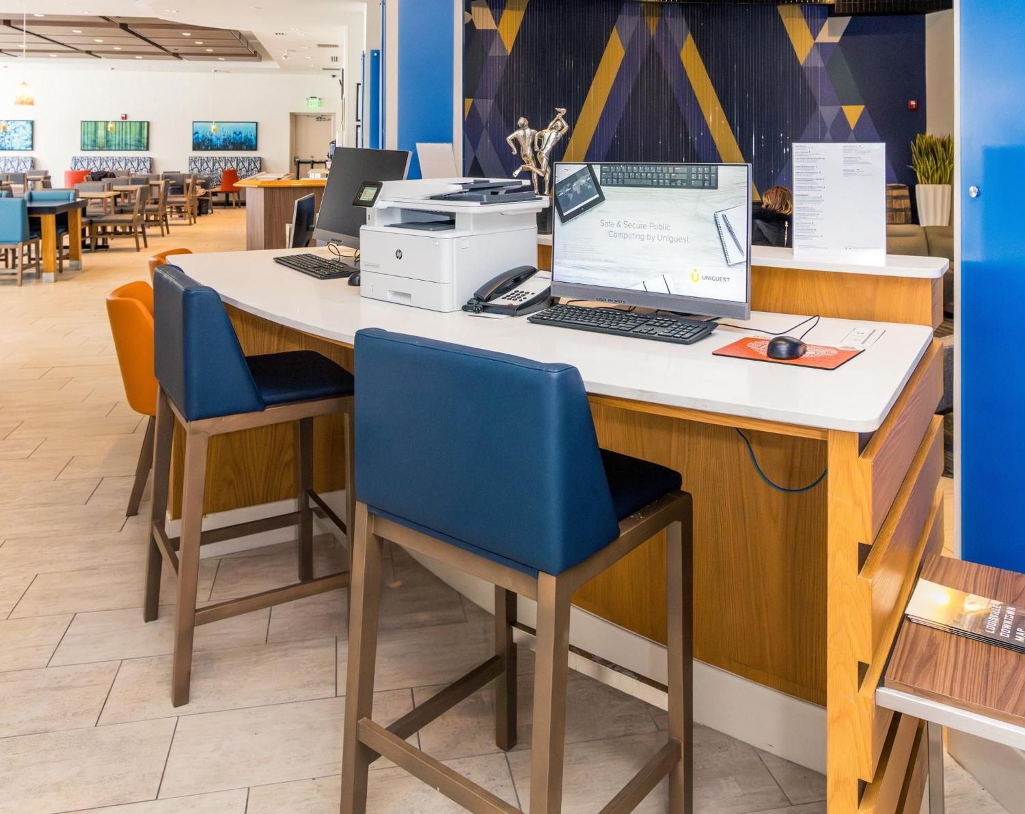 Holiday Inn Express & Suites Downtown Louisville By Ihg Esterno foto