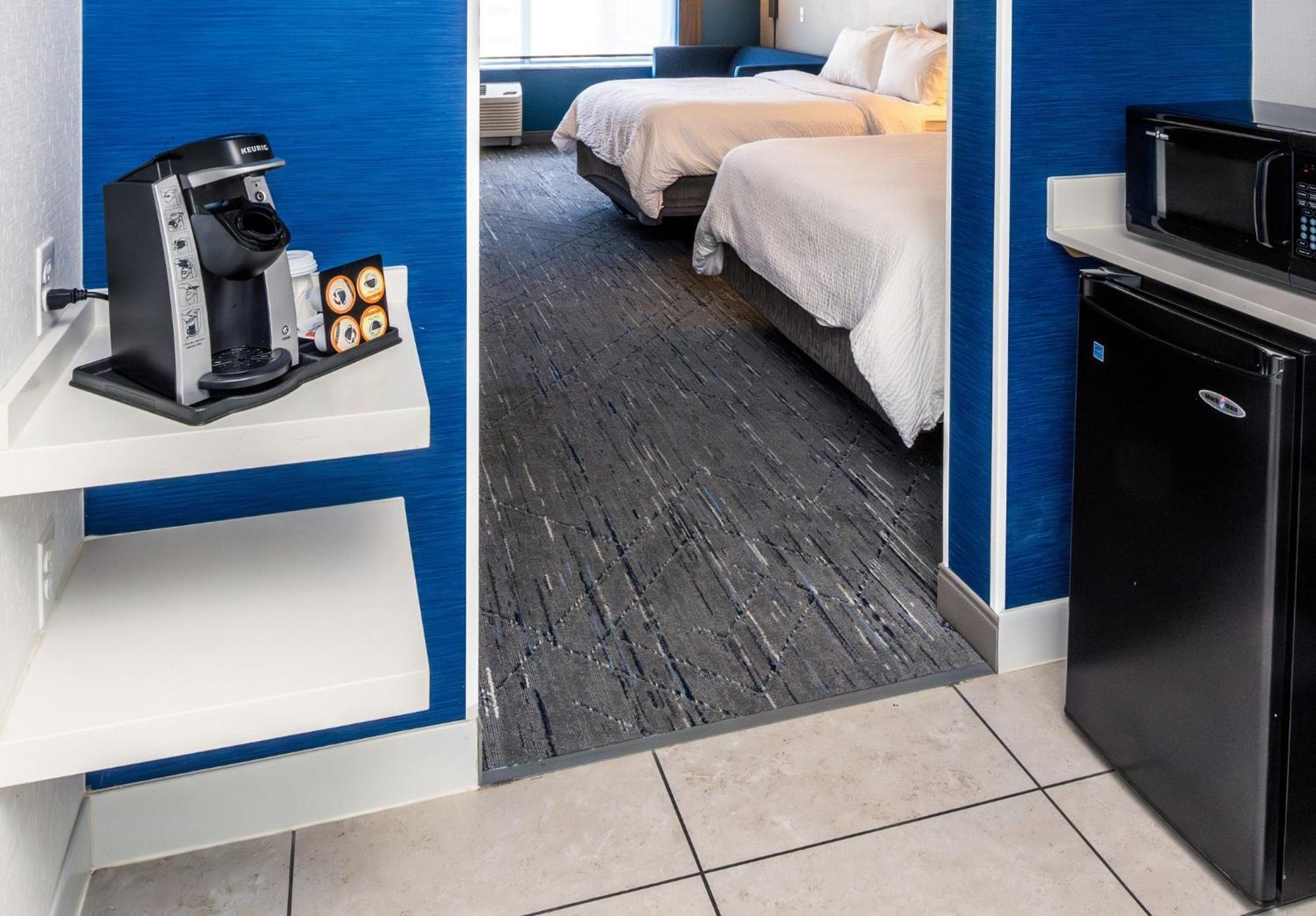 Holiday Inn Express & Suites Downtown Louisville By Ihg Esterno foto