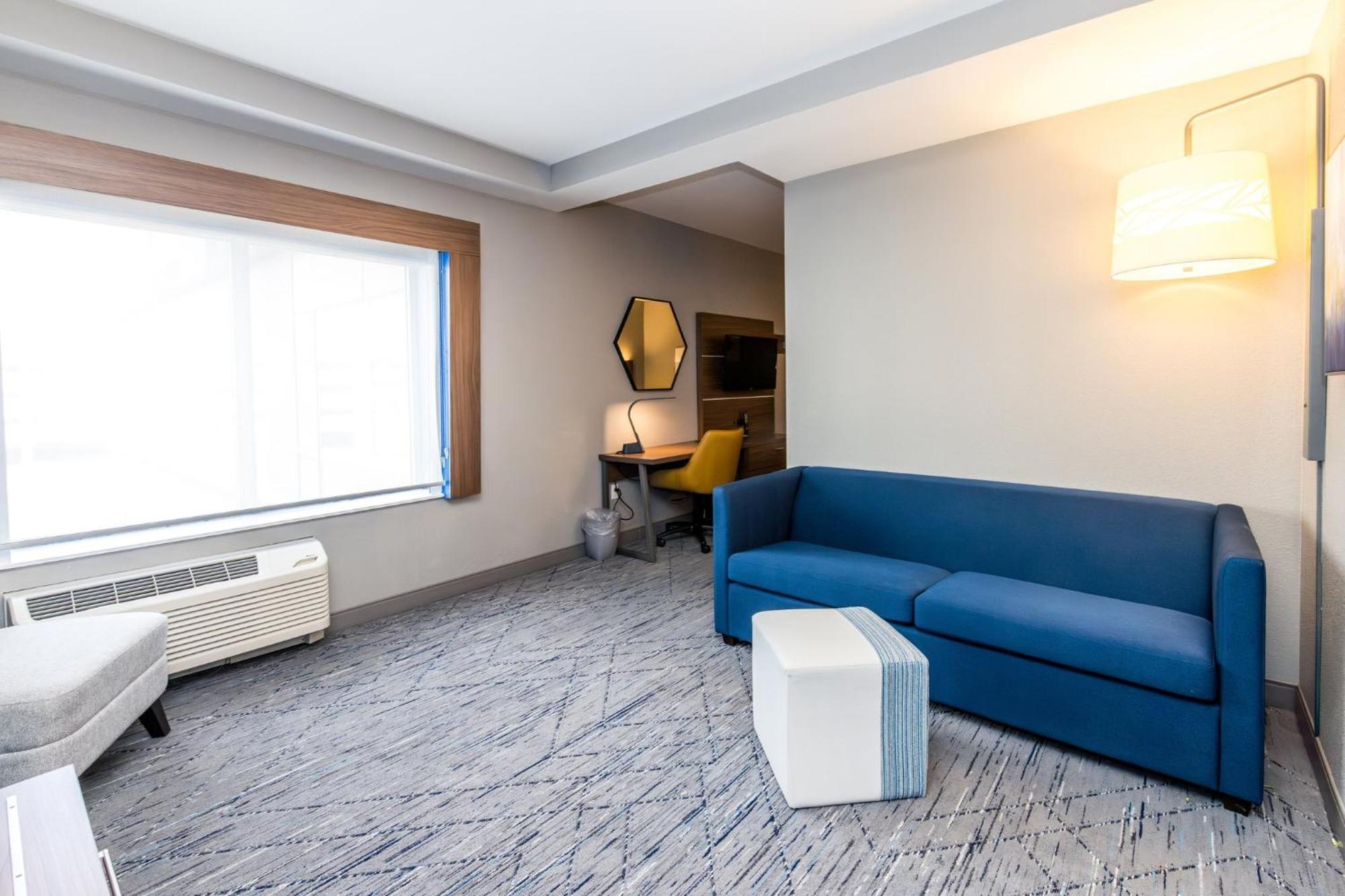 Holiday Inn Express & Suites Downtown Louisville By Ihg Esterno foto